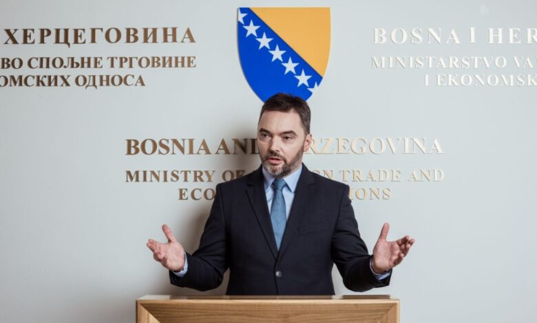 Ministar Košarac s ambasadorima SAD-a i Velike Britanije razgovarao o ekonomskim prilikama