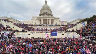 Photo of SAD: Pristalice Donalda Trumpa upale u zgradu Kapitola i uzrokovale raspuštanje Senata