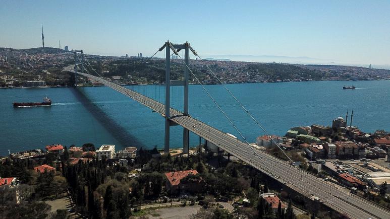 Puste istanbulske ulice tokom višednevnog policijskog sata