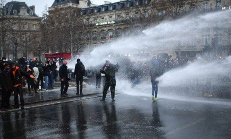 Intervencija policije u protestu zbog "zakona o sigurnosti" u Parizu