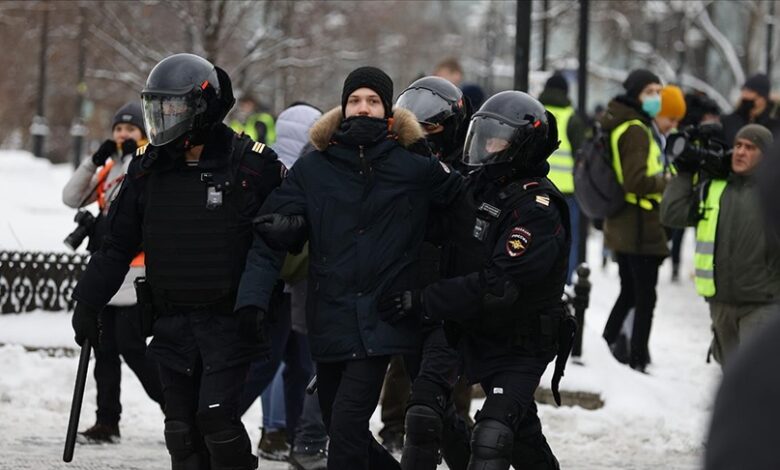 Rusija: Hiljade demonstranata na ulicama traže oslobađanje opozicionara Navalnyja