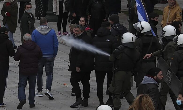 Atina: Policija intervenisala tokom protesta protiv antikovid mjera