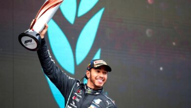 Photo of Formula 1: Lewis Hamilton ostaje u Mercedesu