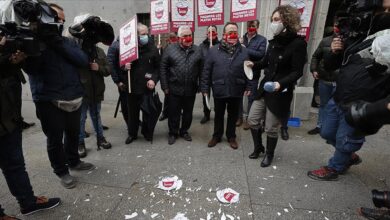 Photo of Vlasnici restorana u Madridu protestovali zbog mjera protiv pandemije