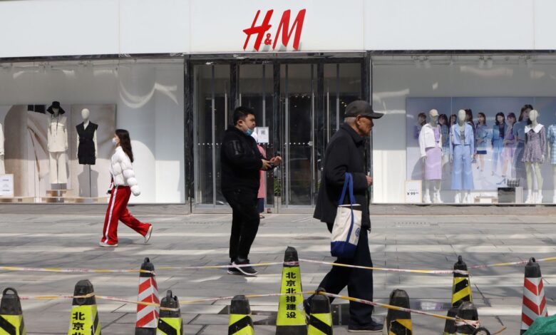 Kina oštro reagovala nakon što su Nike i H&M izrazili zabrinutost zbog statusa Ujgura