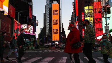 Photo of New York: Sa velikog ekrana na trgu Times Square poslana poruka “Zaustavite Gulena“