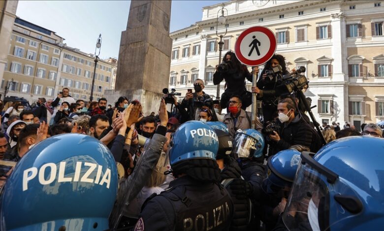 Sukob na protestima protiv epidemioloških mjera u Rimu