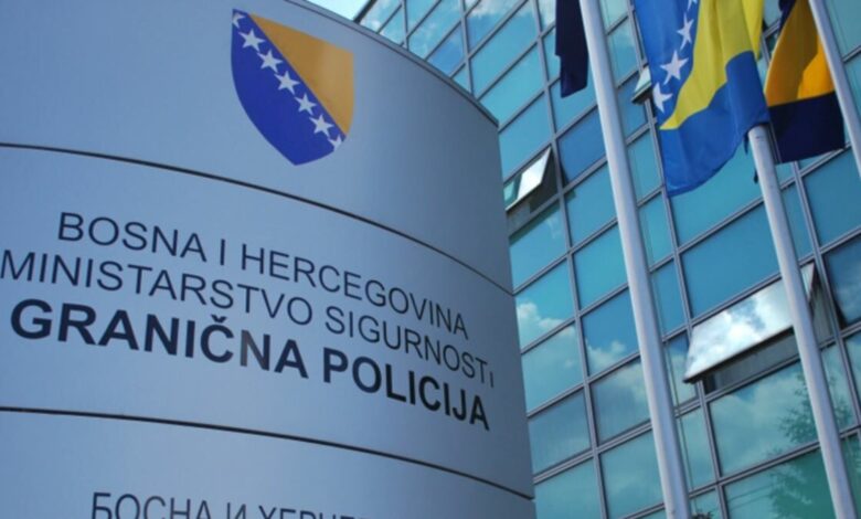 Granična policija BiH: Državljani BiH i Pakistana spriječeni u krijumčarenju 18 migranata