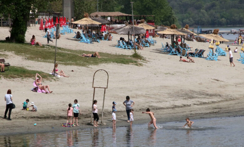 Novosađani Prvi maj dočekali uz Dunav