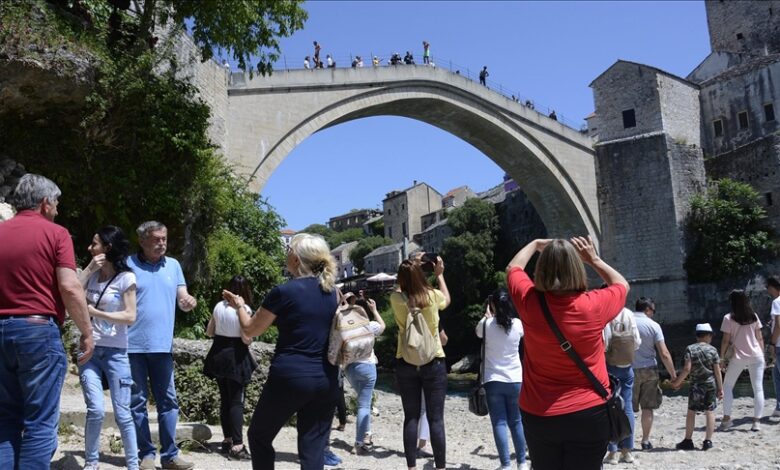 Stari grad u Mostaru konačno ispunili turisti