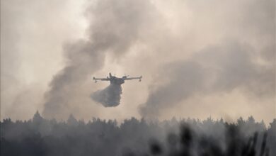 Photo of Grčka: Požar zahvatio područje Varympompi, uništena mnoga vozila i objekti