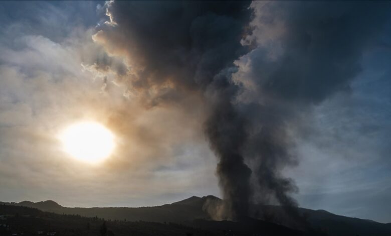 Nastavljena erupcija vulkana koji je do sada uništio stotine kuća