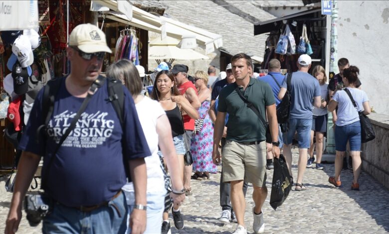 Ispunjeni bolnički kapaciteti, mjere se ne poštuju