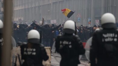 Photo of Belgijska policija koristi vodene topove i suzavac na protestima zbog COVID-19