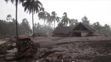 Photo of U erupciji vulkana Semeru u Indoneziji poginulo 13 osoba