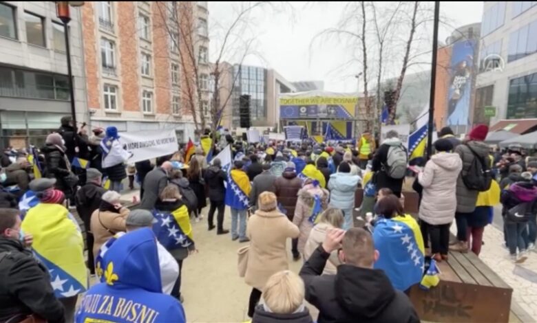 Stotine građana na protestima u Briselu: Zajedno smo Bosna