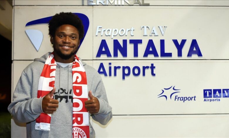 Brazilac Luiz Adriano novi fudbaler turskog Antalyspora