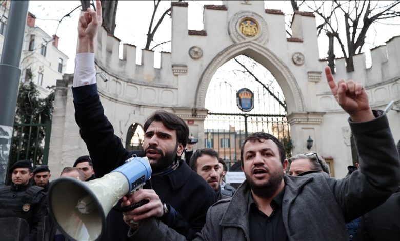 U Istanbulu održan protest zbog spaljivanja Kur'ana u Švedskoj