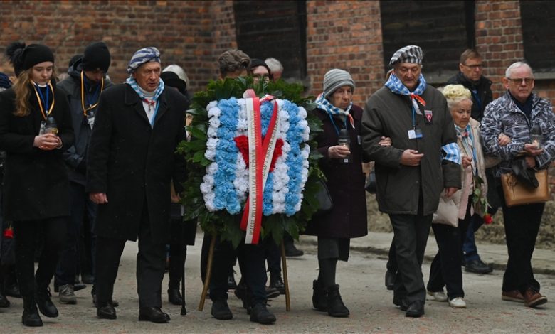 Godišnjica oslobođenja Auschwitza: Vraćanje na mjesto stradanja i strašnih zločina 
 Godišnjica oslobođenja Auschwitza: Vraćanje na mjesto stradanja i strašnih zločina