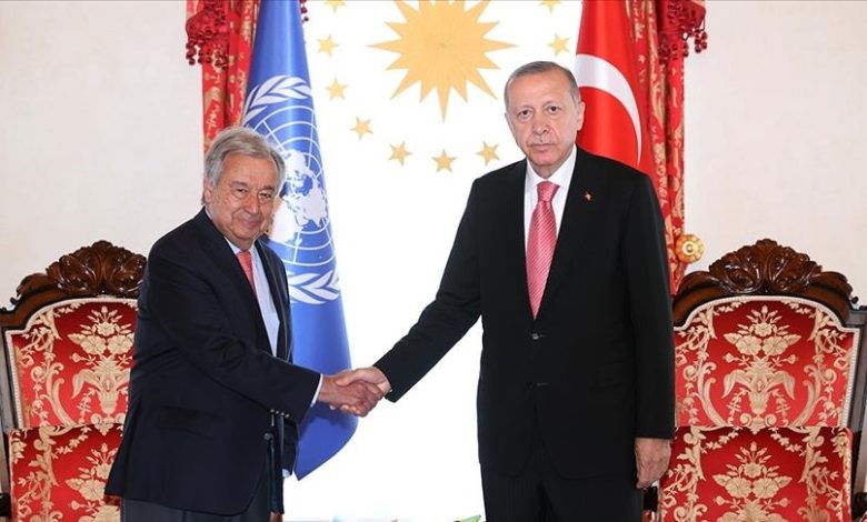 Erdogan i Guterres razgovarali o brojnim globalnim pitanjima 
 Erdogan i Guterres razgovarali o brojnim globalnim pitanjima