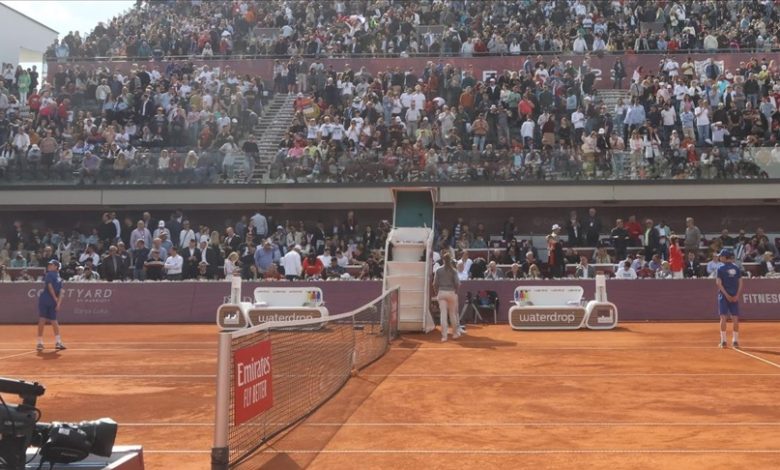 Miomir Kecmanović u polufinalu ATP turnira u Banjaluci 
 Miomir Kecmanović u polufinalu ATP turnira u Banjaluci