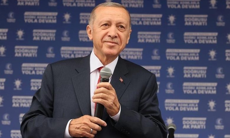 Erdogan najavio da će u julu najniža plata u javnom sektoru iznositi 22.000 turskih lira