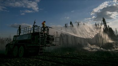 Photo of Kanada: Zbog požara u Alberti proglašeno vanredno stanje