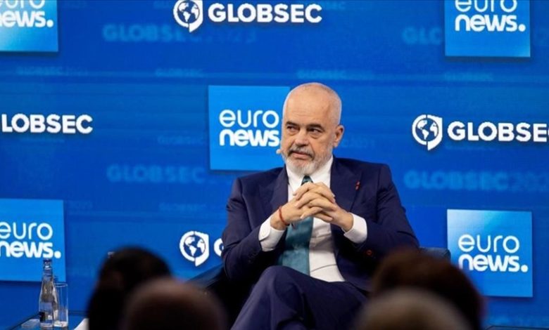 Edi Rama: Snaga Vojske Srbije na granici s Kosovom ravna je nuli