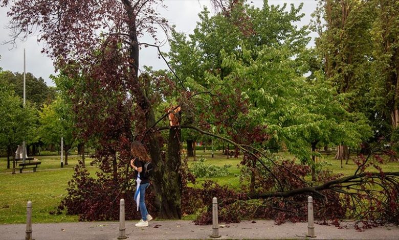 UPDATE - Broj poginulih u nevremenu u Hrvatskoj povećan na tri, poginula osoba u Novoj Gradišci