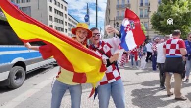 Photo of "Uzavrela atmosfera" u Berlinu: Na ulicama brojni navijači Španije i Hrvatske