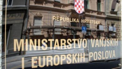 Photo of Hrvatska proglasila crnogorske zvaničnike Mandića, Kneževića i Bečića nepoželjnim