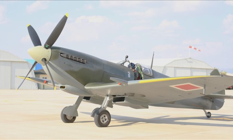 Historijski borbeni avion "Spitfire Mk9"