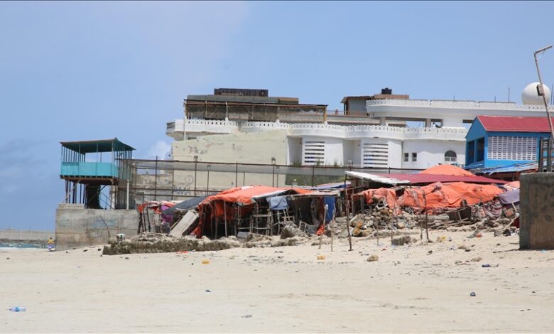 U napadu terorista na plažu i hotel u Somaliji poginule 32 osobe