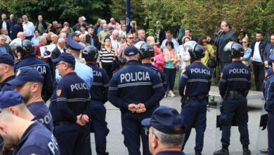 Photo of Demonstranti u Tirani ponovo tražili ostavku gradonačelnika Veliaja