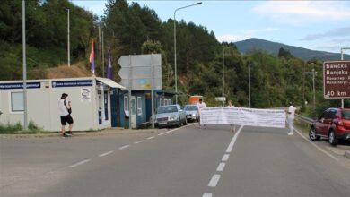 Photo of Srbija: U mestu Rudnica blokiran prilaz administrativnom prelazu Jarinje sa Kosovom 
 Srbija: U mestu Rudnica blokiran prilaz administrativnom prelazu Jarinje sa Kosovom