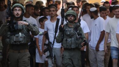 Photo of Zapadna obala: Ilegalni doseljenici u pratnji izraelskih snaga upali u Stari grad Hebron