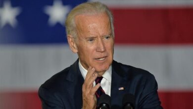 Photo of Biden: SAD raspravlja o mogućim napadima Izraela na iranska naftna postrojenja
                            
                                Biden: SAD raspravlja o mogućim napadima Izraela na iranska naftna postrojenja