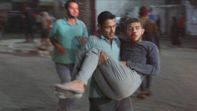 Photo of U izraelskim napadima na džamiju i školu u Pojasu Gaze ubijeno najmanje 24 Palestinca