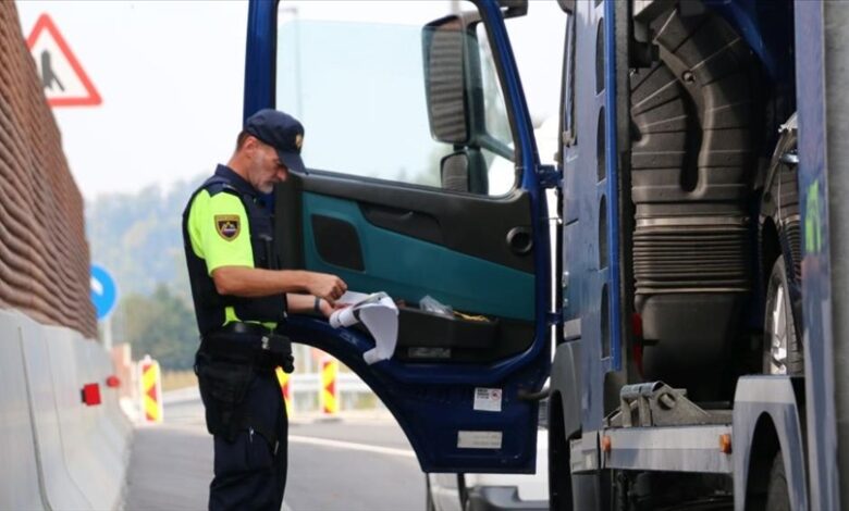 Policija pooštrila kontrolu teretnih vozila i autobusa