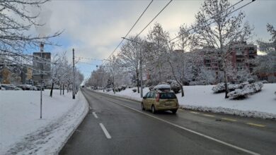 Photo of Slab snijeg i mokar kolovoz usporavaju saobraćaj na pojedinim dionicama