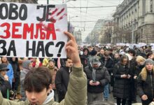 Photo of Masovni protesti građana na poziv studenata na “Generalni štrajk” širom Srbije