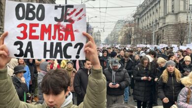 Photo of Masovni protesti građana na poziv studenata na “Generalni štrajk” širom Srbije