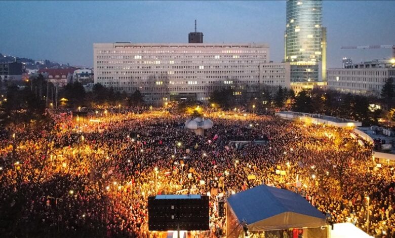 Masovni antivladini protesti u Bratislavi