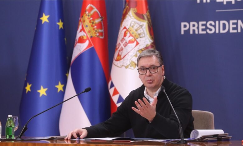 Vučić od Velike Britanije zatražio više razumijevanja za stanje na Kosovu 
 Vučić od Velike Britanije zatražio više razumijevanja za stanje na Kosovu