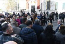 Photo of Demonstranti u Tirani na novom protestu tražili ostavku gradonačelnika