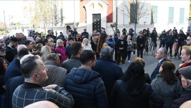 Photo of Demonstranti u Tirani na novom protestu tražili ostavku gradonačelnika