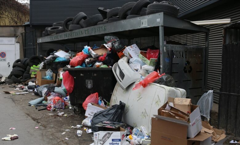 Priština proglasila vanredno stanje zbog otpada