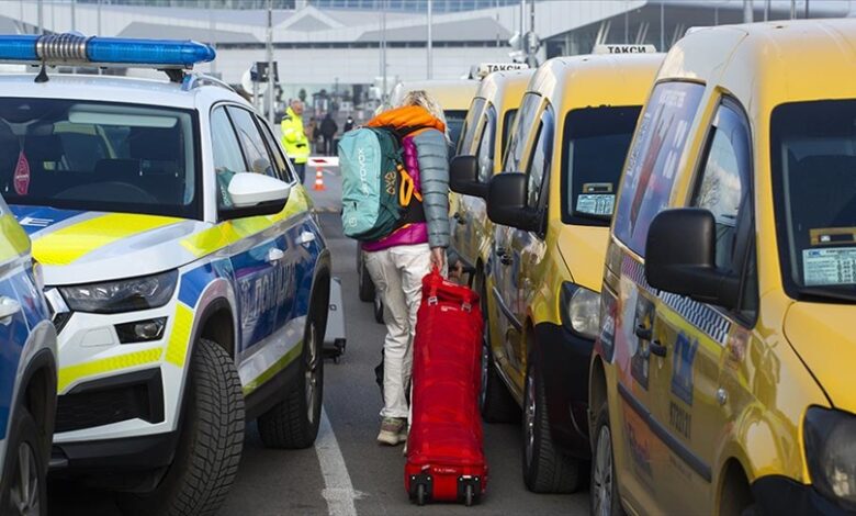 Bugarski taksisti protestovali na aerodromu u Sofiji