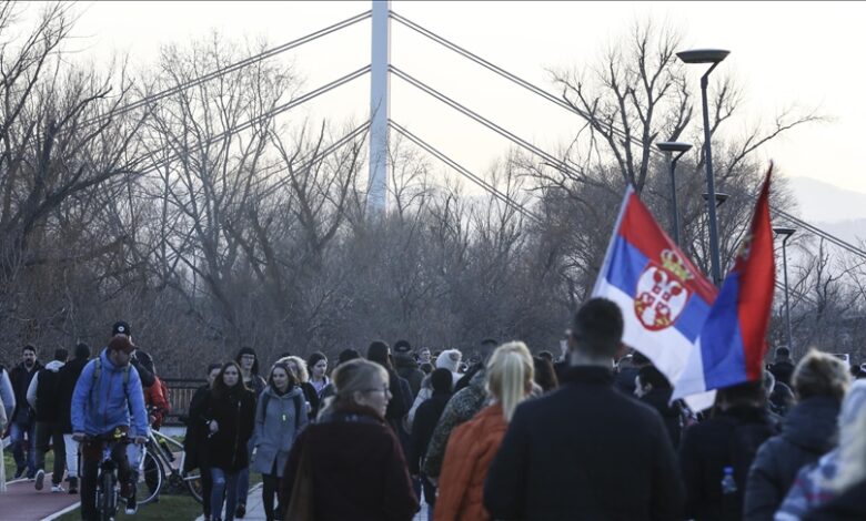 Studenti i građani odblokirali Most slobode u Novom Sadu 
 Studenti i građani odblokirali Most slobode u Novom Sadu