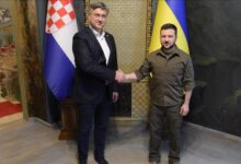 Photo of Plenković i Zelenski za pravedan mir između Ukrajine i Rusije 
 Plenković i Zelenski za pravedan mir između Ukrajine i Rusije